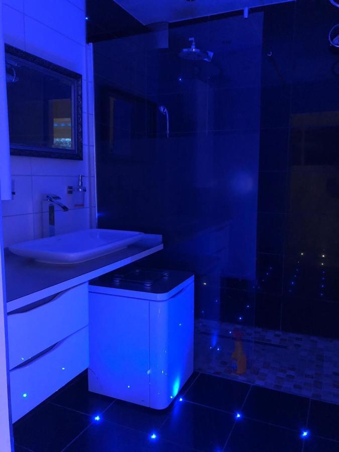 Blau Wohnung Karlsruhe Exteriör bild