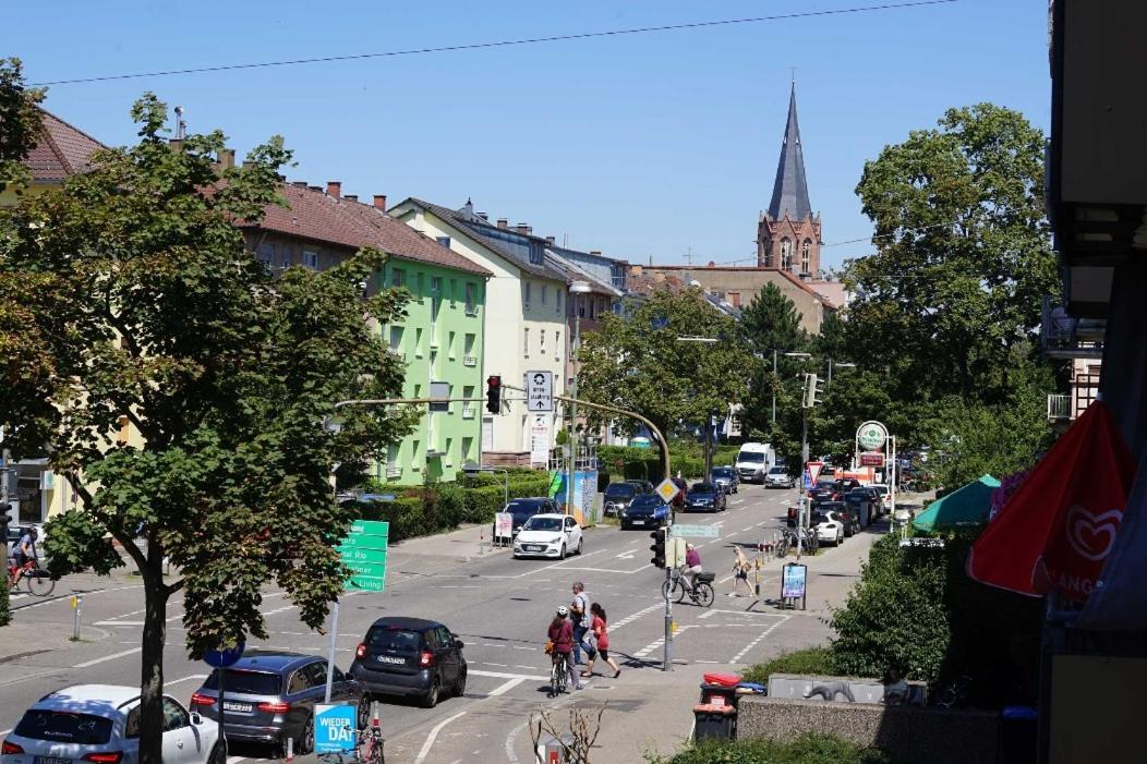 Blau Wohnung Karlsruhe Exteriör bild